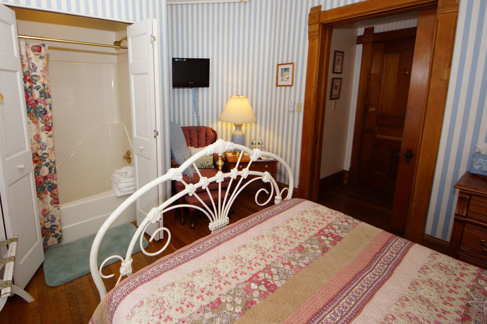 Limerock Inn Rockland Exteriör bild
