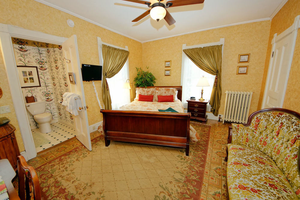Limerock Inn Rockland Exteriör bild
